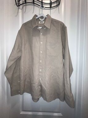 Taylor Stitch Men's Long-Sleeve Button-Up Shirt in Light Tan Organic Cotton